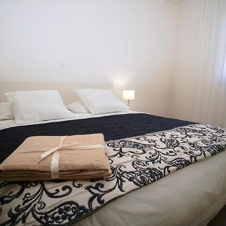 Apartments Villa Aquamarie Trogir Luaran gambar