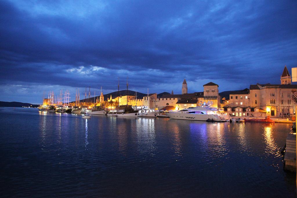 Apartments Villa Aquamarie Trogir Luaran gambar