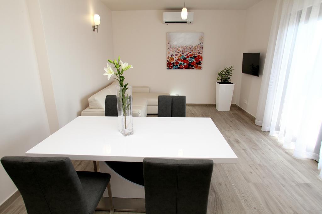 Apartments Villa Aquamarie Trogir Luaran gambar